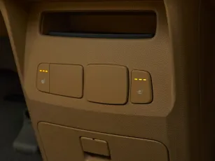 Kia  22