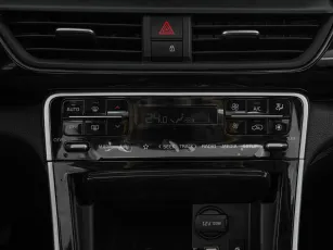 Kia  15
