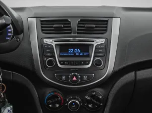 Hyundai  13