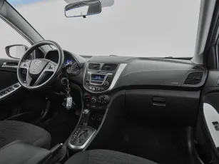 Hyundai  8