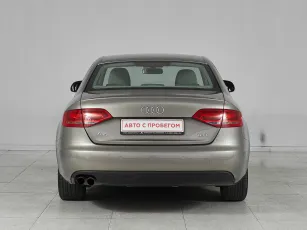 Audi  5