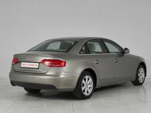 Audi  6