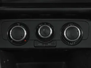 Volkswagen  13