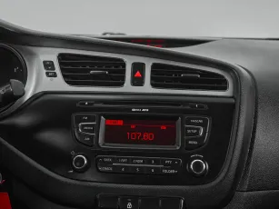 Kia  15
