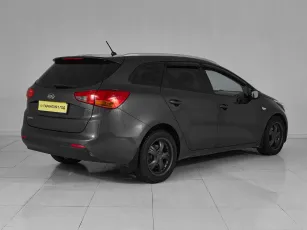 Kia  4
