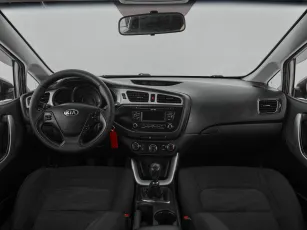 Kia  8