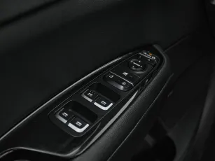 Kia  14