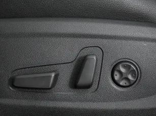 Kia  16