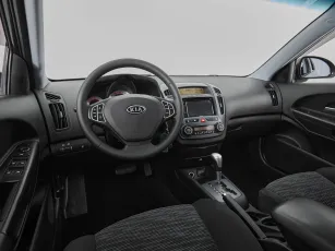 Kia  7