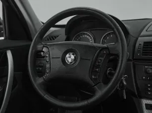 BMW  10