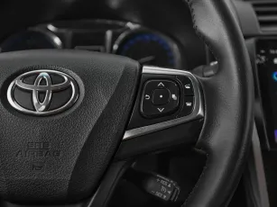 Toyota  11