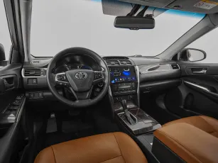 Toyota  7