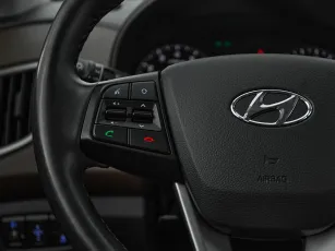 Hyundai  11
