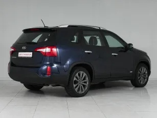 Kia  6