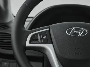 Hyundai  11