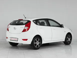 Hyundai  6