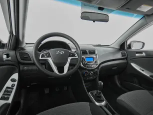 Hyundai  7