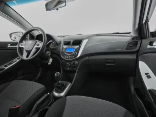 Hyundai  9