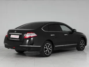 Nissan  6
