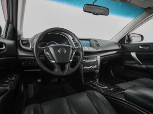 Nissan  7