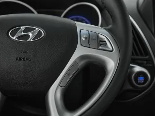 Hyundai  9