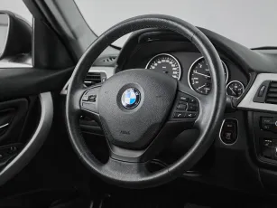 BMW  10