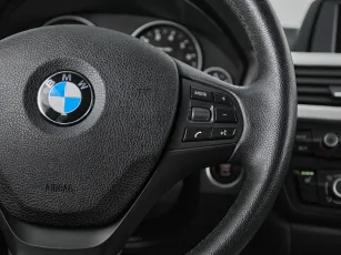 BMW  12