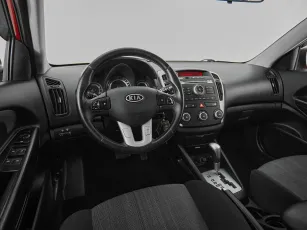 Kia  7