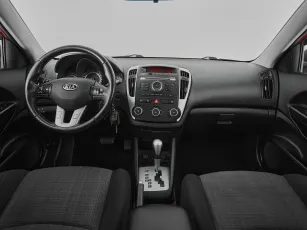 Kia  8
