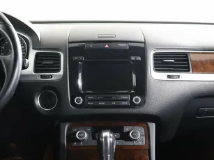 Volkswagen  8