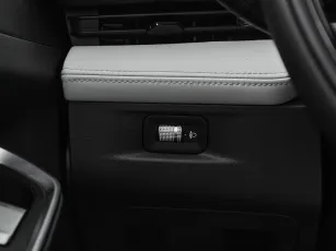 Geely  16