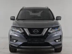 Nissan  2