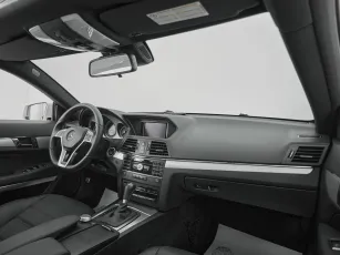Mercedes-Benz  10