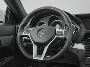 Mercedes-Benz  11
