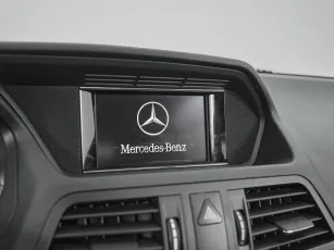 Mercedes-Benz  17