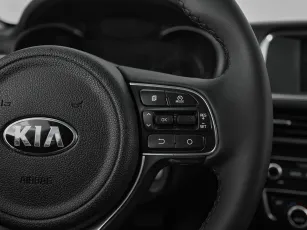 Kia  12