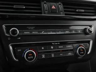 Kia  16