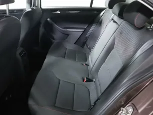 Volkswagen  10
