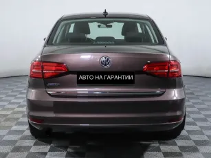 Volkswagen  4