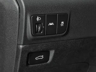 Kia  16