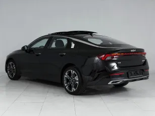 Kia  4