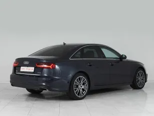 Audi  5