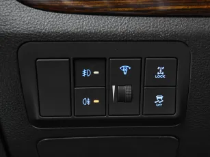 Hyundai  14
