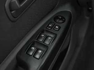 Kia  11