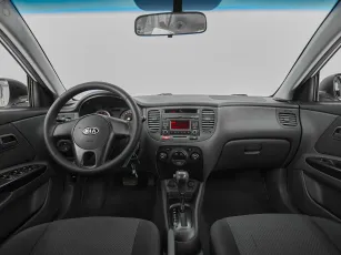 Kia  8