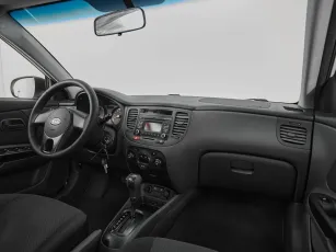 Kia  9