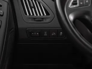Hyundai  13