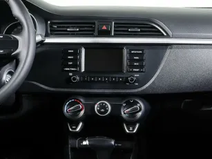 Kia  15