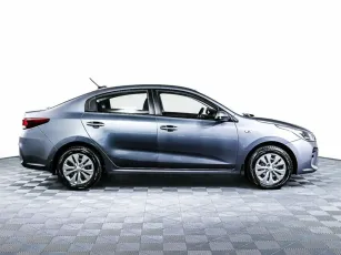 Kia  4