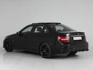 Mercedes-Benz  4